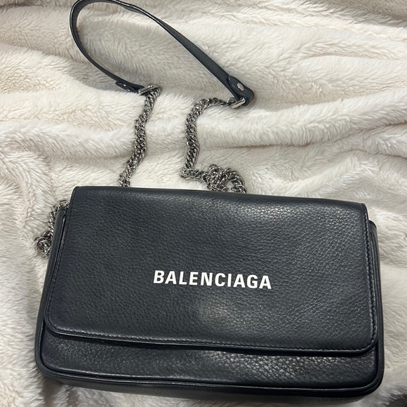 Balenciaga bag - Picture 1 of 3
